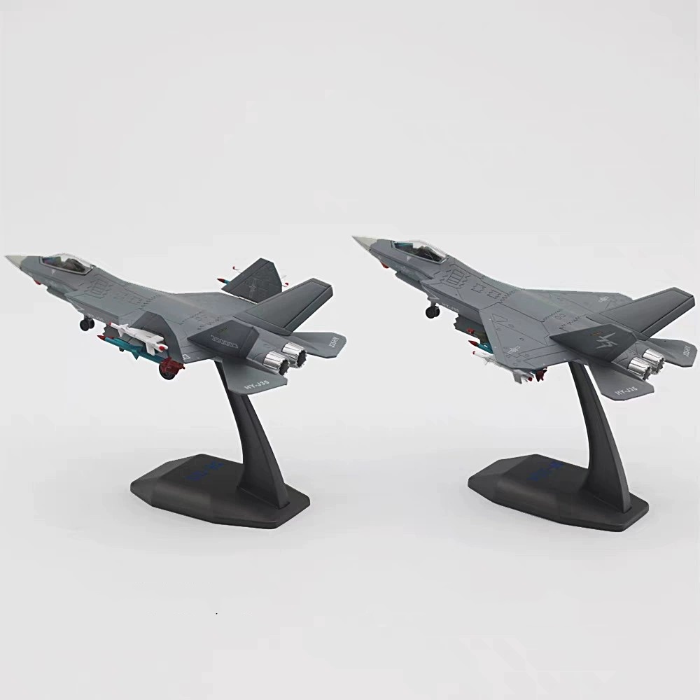 1:100 Scale J-35 Aircraft Mode - Home Office Pay recension och pris